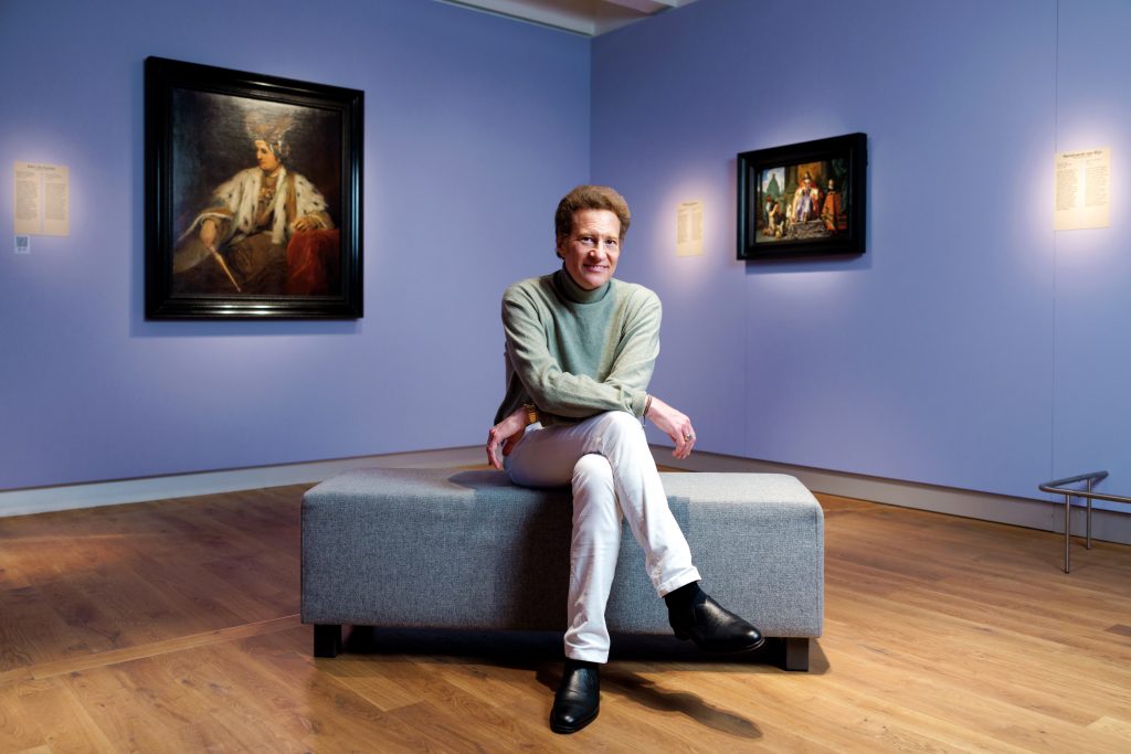 Portrait of Dr. Thomas S. Kaplan. Photo by Aad Hoogendoorn. Courtesy of The Leiden Collection. He owns a major collection of work by Rembrandt.
